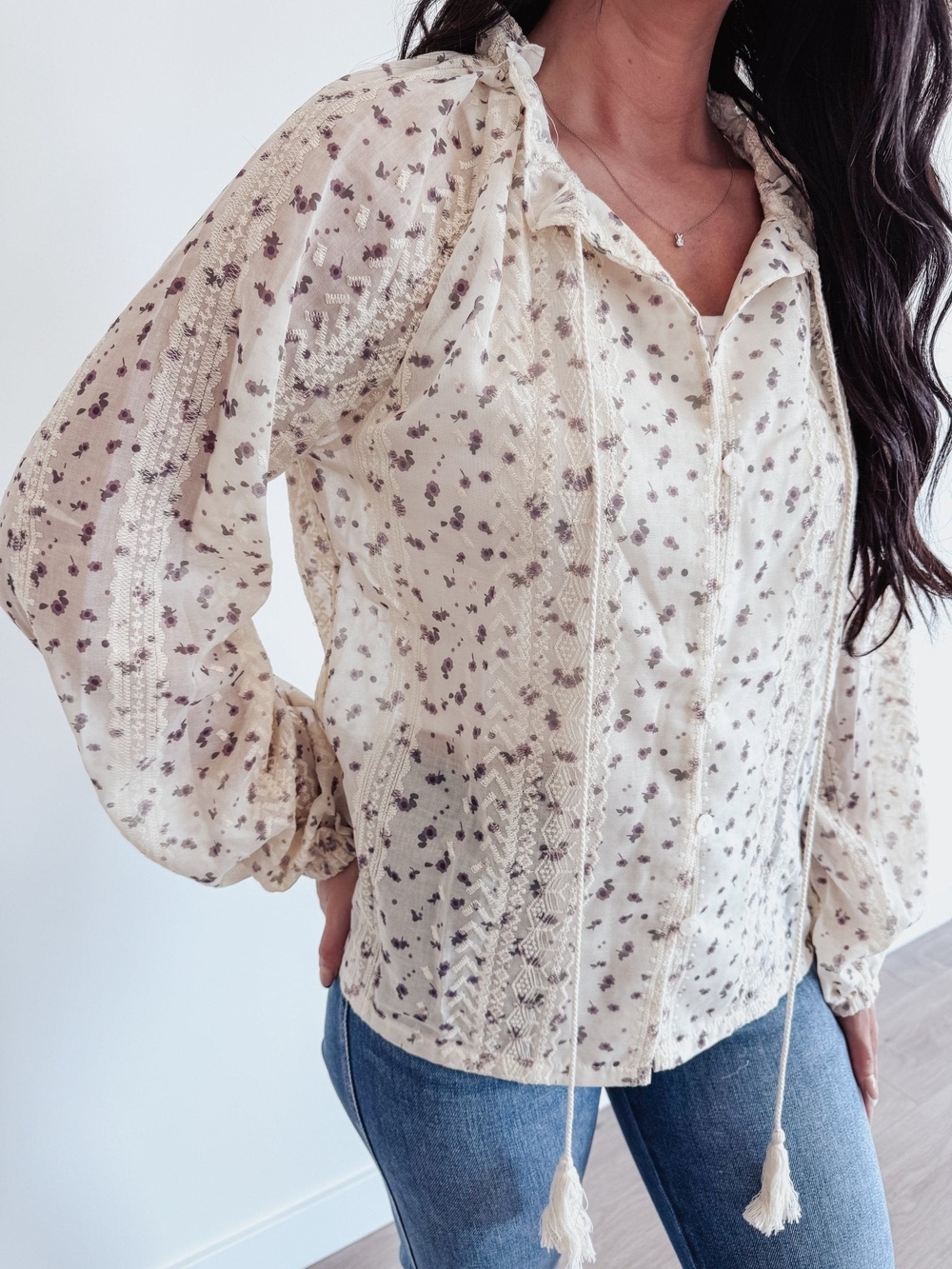 Boho Cream Floral Lace-Trim Blouse Tassel Sz Small